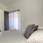 Kiwi 2 *